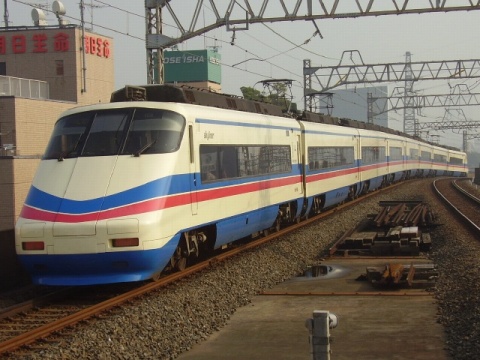 京成電鉄AE100形