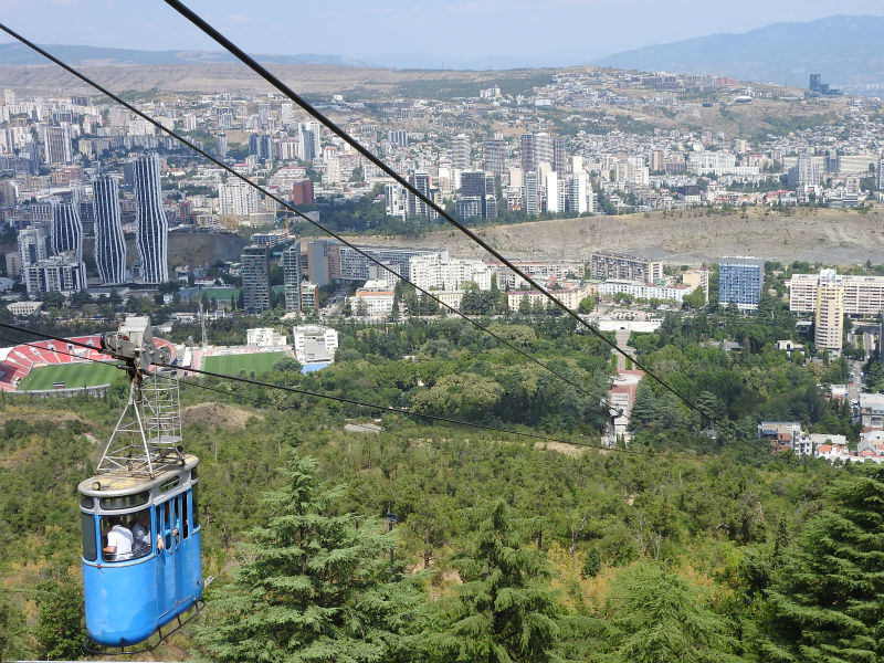 トビリシ・ロープウェイკუს ტბა線
