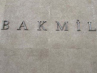 Bakmil metrostansiyası