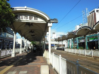 松山市駅前停留所